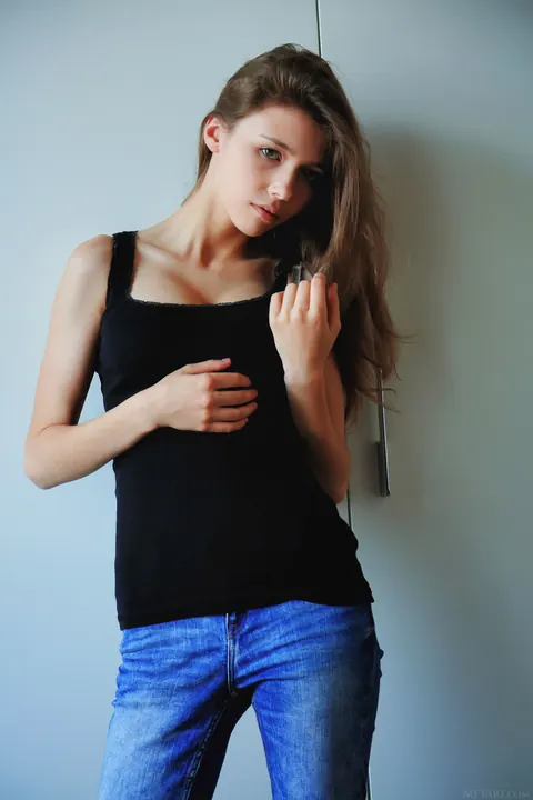 Mila Azul: Slim Russian-Ukrainian Brunette Flaunts Her Big Natural Tits Nude – photo 1 of 20
