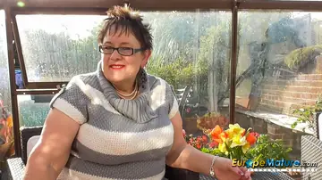 Short-Haired BBW Strips Off Her Lingerie to Masturbate Outdoors