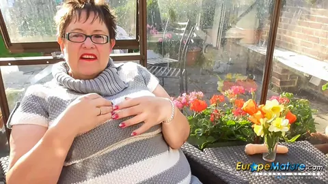 Short-Haired BBW Strips Off Her Lingerie to Masturbate Outdoors – photo 3 of 21