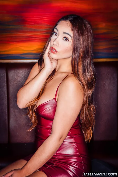 Ginebra Bellucci: Spanish Brunette Flashes and Takes Interracial Anal – photo 7 of 21