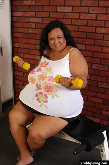 BBW Mature Woman Unleashes Her Massive Saggy Tits