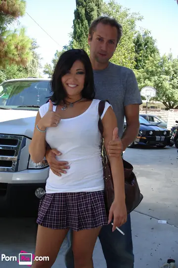 London Keyes – Petite Asian Brunette Rides Her Partner in Heels Inside a Car