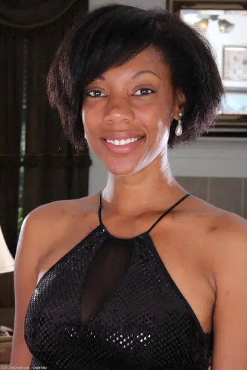 Ebony MILF in Heels Strips Off Her Dress and Spreads Her Pussy