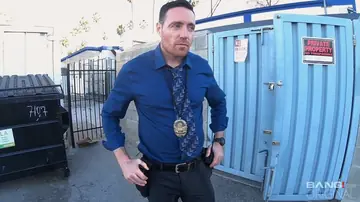 Violet Myers – BBW Gets Fucked by a Policeman in the Office