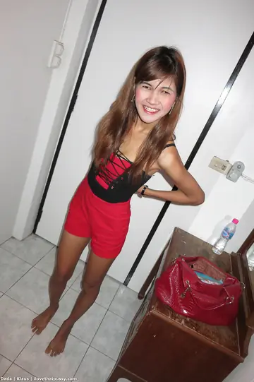 Thick Asian Woman Kneels for a Blowjob and Doggy Fuck in the Bathroom
