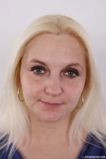 Thick Czech MILF Removes Her Thong and Shows Her Big Tits
