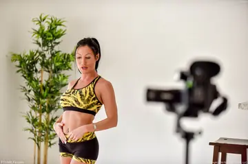 Athletic MILF Spreads Her Pussy in Yoga Poses