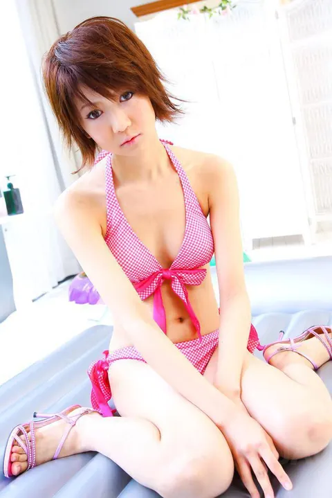 Miriya Hazuki: Japanese Brunette Squirts During Oiled Threesome – photo 16 of 16