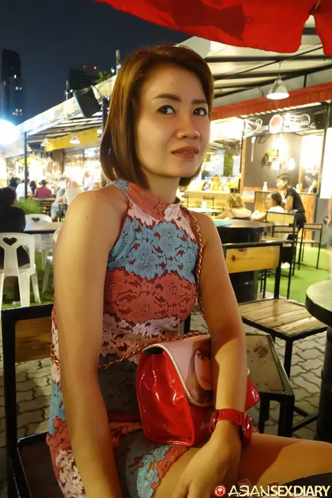 Petite Thai Babe Undresses for POV Sex – photo 1 of 20