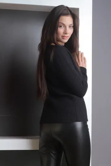 Slim PAWG in Leather Leggings Strips and Poses