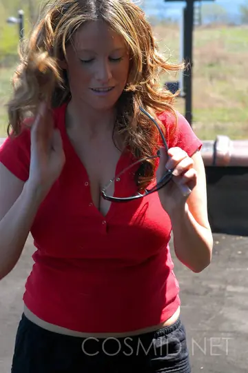 Lisa Davidson – Redhead with Big Natural Tits Poses Outdoors in a Skirt