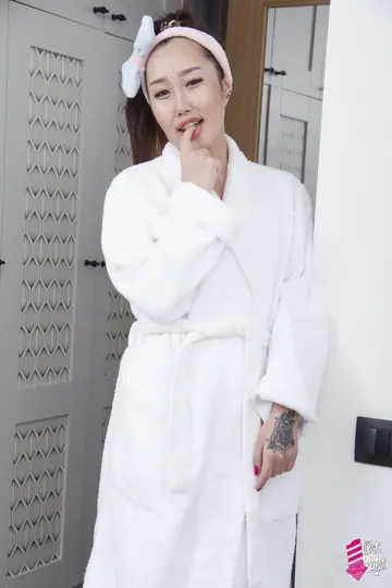 Asian Woman Takes First Anal and a Facial on the Bed