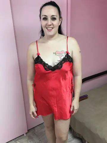 Selena Sky – Curvy Latina MILF Lifts Her Lingerie for a Handjob and Toy Play