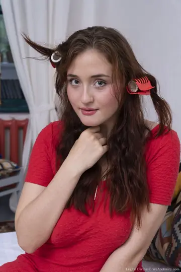 Alexa Black – Brunette with Big Natural Tits Fingers Her Hairy Bush and Spreads Wide