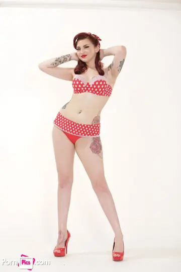 Amber Ivy – Redhead with Big Natural Tits Strips Off Her Lingerie and Shows Her Tattoos