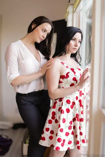 Chanel Preston – Brunettes Kiss and Eat Pussy by the Window
