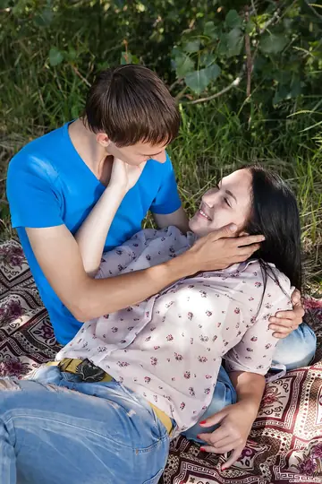 Brunette in Jeans Sucks Him Then Gets Fucked Doggy Style Outdoors