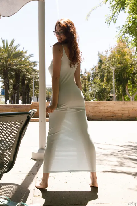 Sabrina Lynn: Tall Czech Redhead in a Dress Flashes Outdoors – photo 9 of 12