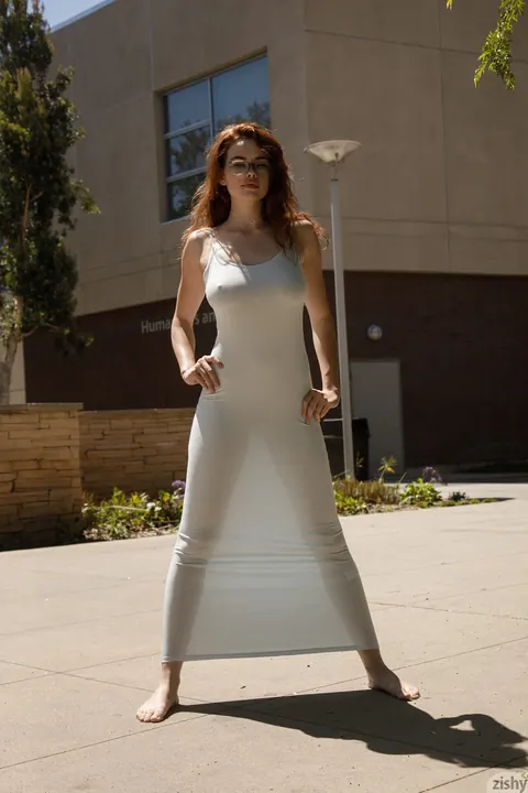 Sabrina Lynn: Tall Czech Redhead in a Dress Flashes Outdoors – photo 8 of 12