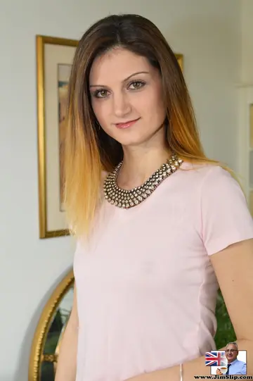 Eva Johnson – Tall European Brunette Strips Out of Her Yoga Pants for Sex and Spreading