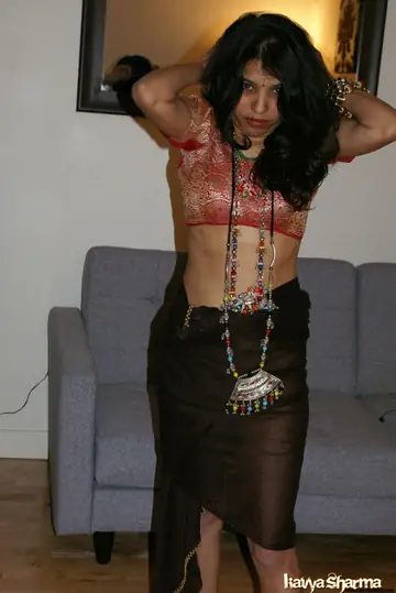 Kavya Sharma – Thick Indian MILF Undresses Out of Her Skirt