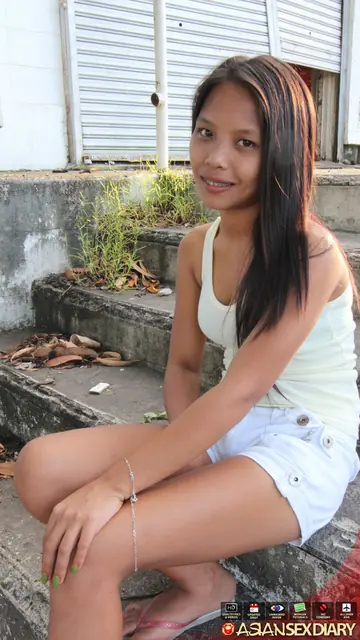 Shiela – Filipina in Braces Gets Fucked POV in Her Shorts