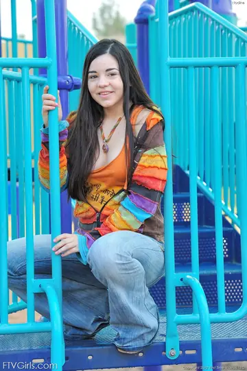 Latina Brunette Peels Off Her Jeans to Toy and Fist Outdoors