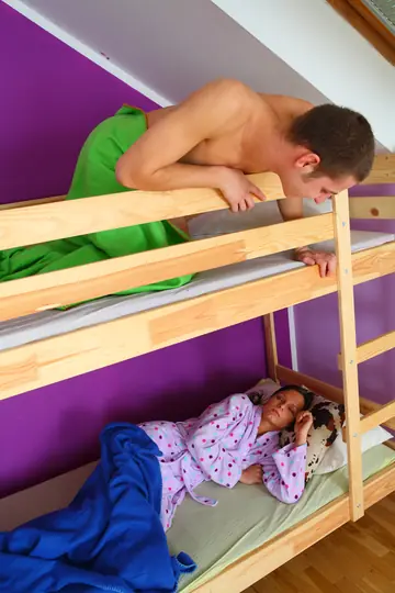 Woman Gives a Blowjob Before Anal Doggy Style and a Huge Cumshot