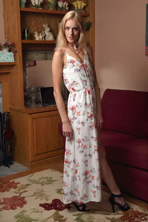Mazzy Grace: Tall Slim Blonde Lifts Her Skirt and Masturbates with a Dildo Outdoors – photo 1 of 21