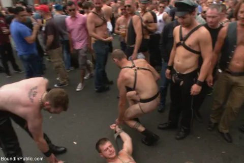 Two Naked Men Bound and Restrained in Public – photo 13 of 21