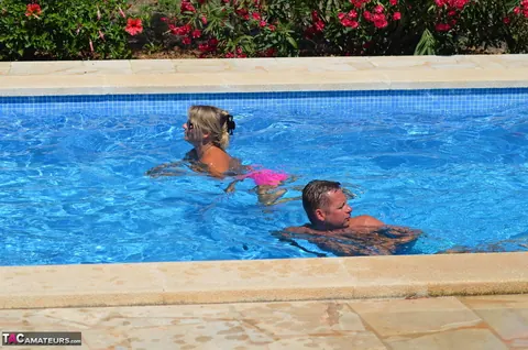 Sweet Susi: Blonde MILF in a Bikini Has Lesbian Pool Play with Toys – photo 2 of 20
