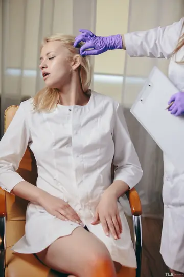 Mary Lin – Tall Blonde in Uniform Strips to Show Her Big Ass and Shaved Pussy
