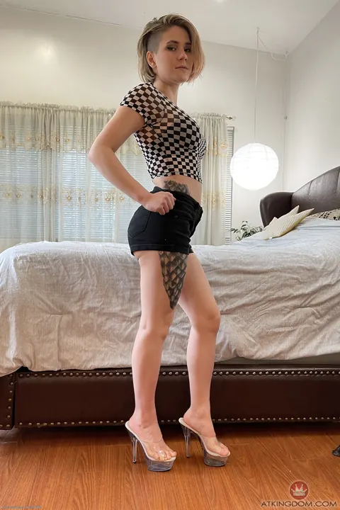 Adalind Gray: Short-Haired Blonde Spreads Her Pussy Wide Open – photo 1 of 21