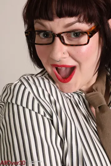 Busty BBW Secretary in Boots Spreads in the Office