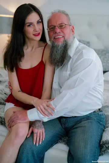 Lullu Gun – Skinny Brunette in Glasses Sucks and Strokes His Cock