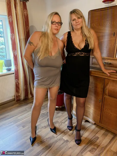 Sweet Susi: Curvy Blonde MILFs in Pantyhose and Glasses Share Lesbian Sex – photo 2 of 20