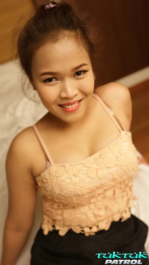 Tall Thai Babe Has POV Sex with Her Partner – photo 4 of 21