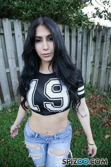 Valerie Kay – Brunette MILF Poses in Jeans and Shows Her Curves