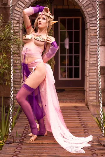 Kitty Quinn – Busty Blonde Latina Poses in Cosplay Costume