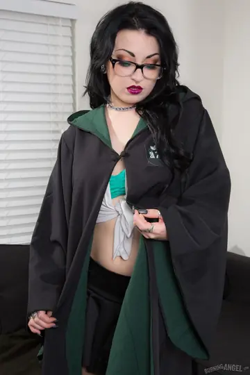 Draven Star – Busty Brunette in Glasses Sheds Her Costume and Fingers Her Pussy