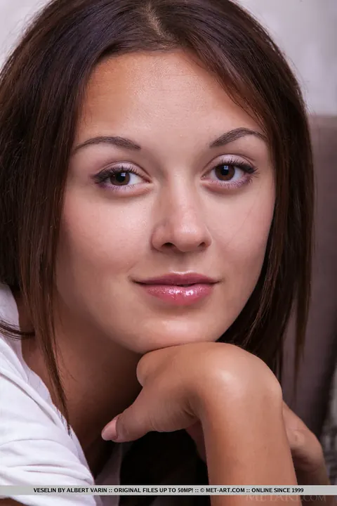Veselin: Slim Brunette in Shorts Spreads Her Long Legs and Shaved Pussy – photo 1 of 18