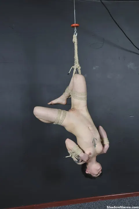 Mei Mara: Thick Asian Brunette Hangs Bound in Rope Suspension – photo 10 of 16