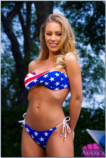 Nicole Aniston – Thick Blonde Peels Off Her Bikini and Spreads by the Pool