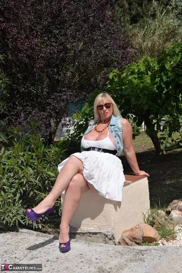 Mature Blonde PAWG Flashes Panties and Big Ass in the Garden