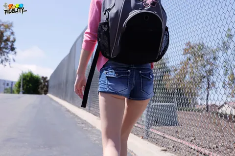 Sammie Daniels: Petite Blonde in Jeans Poses Outdoors After Classes – photo 2 of 16