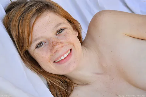 Mia Collins: Busty Redhead PAWG Fingers Her Ass Outdoors – photo 15 of 20
