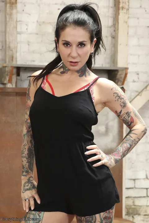 Joanna Angel: Two Thick Latina Brunette MILFs in Skirts Fist Asses and Use Toys – photo 20 of 20