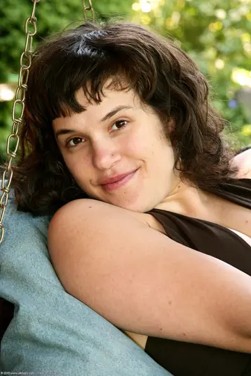 Curvy Brunette Strips Naked and Shows Her Hairy Pussy Outdoors