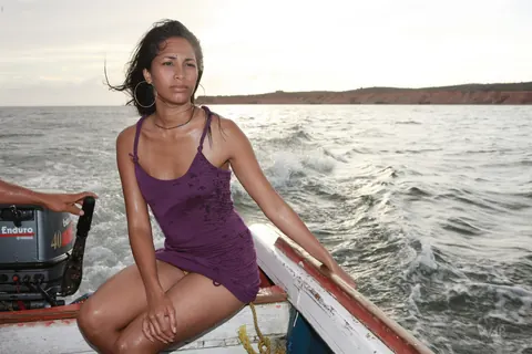Ruth Medina: Skinny Latina Poses Nude on a Boat – photo 21 of 21