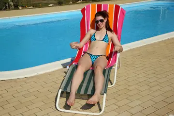Judy Smile – Hungarian Brunette Oils Up and Spreads by the Pool